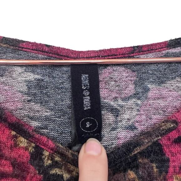 Agnes & Dora Rose Sweater Size small - Picture 3 of 6